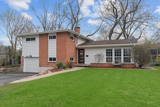 1657 Cranshire Ct Unit 2, Deerfield, IL 60015