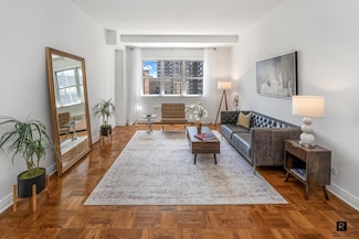 301 E 48th St Unit 17G, New York, NY 10017