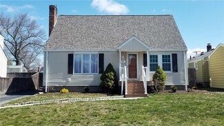 94 Dale Ave, Cranston, RI 02910