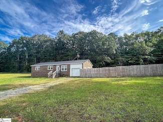 204 Hillside Cir, Iva, SC 29655