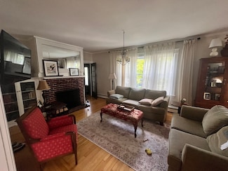 34 Morningside Rd, Worcester, MA 01602