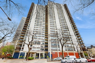 1360 N Sandburg Terrace Unit 2501C, Chicago, IL 60610