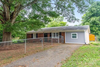 81 Marconi St, Mocksville, NC 27028