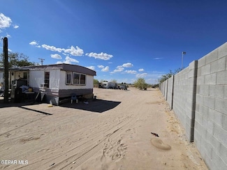 131 Oil Mill Dr, Tornillo, TX 79853