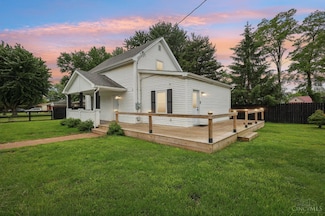112 S Supinger Ave, Blanchester, OH 45107
