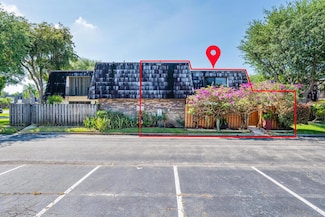 1720 Forest Lakes Cir Unit D, West Palm Beach, FL 33406