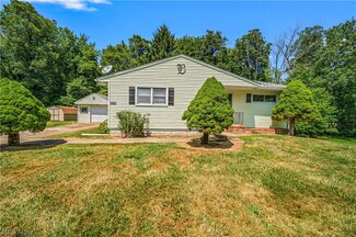 7215 Anthony Ct, Madison, OH 44057