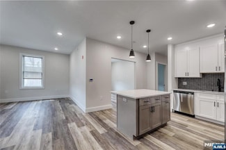 192 Livingston St Unit 302, Northvale, NJ 07647