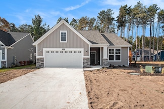 17401 Baltrusol Dr, Spring Lake, MI 49456
