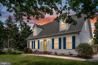 9789 Mohawk Dr, King George, VA 22485