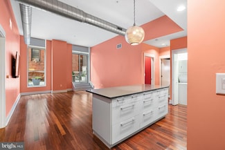 1101 Locust St Unit 4L, Philadelphia, PA 19107