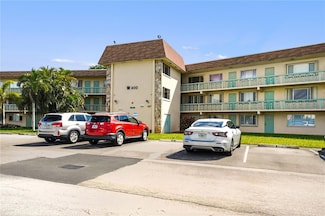 400 Village Green Cir W Unit 205, Palm Springs, FL 33461