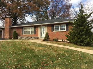 10041 Gregory Ct, Saint Louis, MO 63128