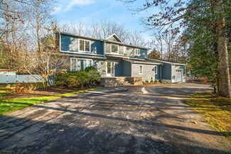 569 Gravelly Run Rd, Mays Landing, NJ 08330