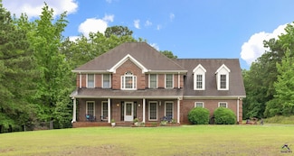 891 Plantation Club Dr, Gray, GA 31032