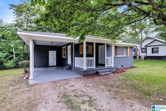 306 Darby Ave, Sylacauga, AL 35150