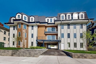 476 Warren St Unit 101, Dorchester, MA 02121