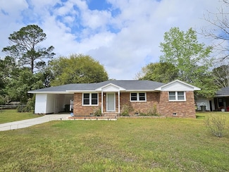 36 Briarwood Dr, Sumter, SC 29150