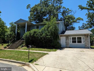 8700 37th Ave, College Park, MD 20740