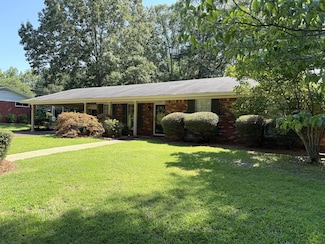 1985 Rachel St, Tupelo, MS 38804