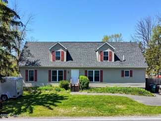 27 Cordell Rd, Schenectady, NY 12304