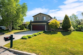 430 Willow Dr, Sandpoint, ID 83864