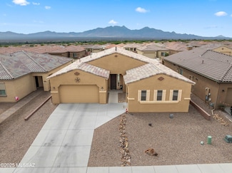 906 N Camino Cerro Morado, Green Valley, AZ 85614