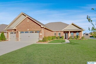 33 Crimson Cloud SW, Huntsville, AL 35824
