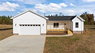 3513 Twig Farm Rd, Tobaccoville, NC 27050