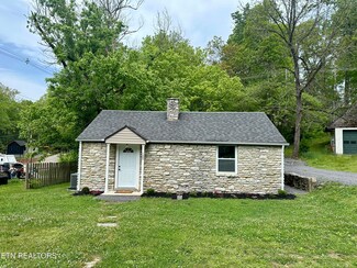 122 Pine Rd, Clinton, TN 37716