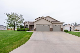 3662 N Sedona Ct, West Fargo, ND 58078