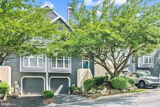 205 Driftwood Ln, Downingtown, PA 19335