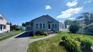 9 Wood St, Bangor, ME 04401