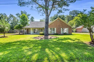 250 Lawrence St, Caledonia, MS 39740