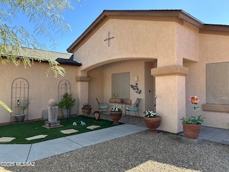 6762 S Averroes Rd, Tucson, AZ 85757