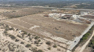 6948 U S Hwy 83, Laredo, TX 78046