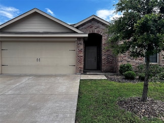 950 Decker Dr, Royse City, TX 75189