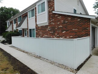 5510 Wildwood Ct, Willoughby, OH 44094