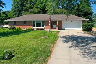 8040 W 12th St, Juniata, NE 68955