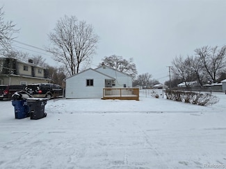 32004 Cheboygan Ct, Westland, MI 48186