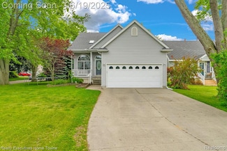 1302 Florida Ave, Port Huron, MI 48060