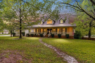 3712 E Woodbridge St, Springfield, MO 65809
