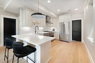 40 Mount Vernon St Unit 2, Charlestown, MA 02129