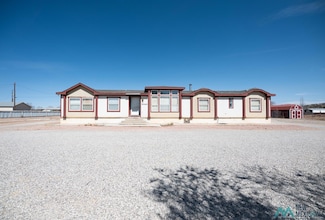 604 Cedar St, Grants, NM 87020