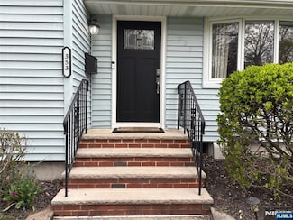 353 Leonard Dr, New Milford, NJ 07646