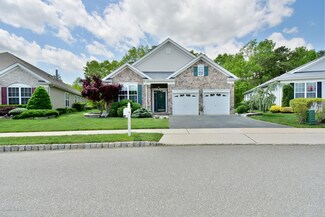 34 Spencer Dr, Jackson, NJ 08527