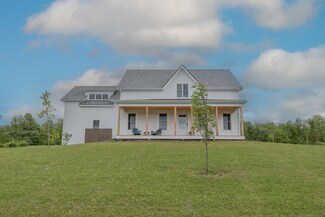346 Elizabeths Ln Unit 13, Morristown, VT 05661