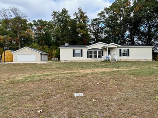 7160 N 800 W, Winamac, IN 46996