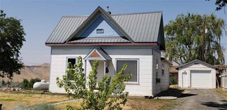 171 North St W, Hagerman, ID 83332