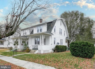 1817 Elm St, New Cumberland, PA 17070